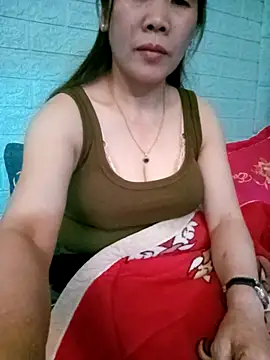 tabby-cat11 online show from December 23, 7:17 am