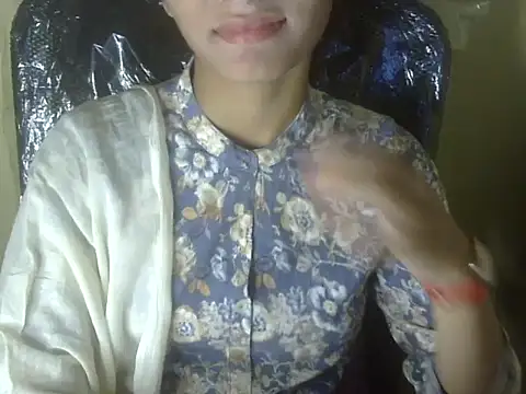 Shezi N online show from November 5, 1:33 pm