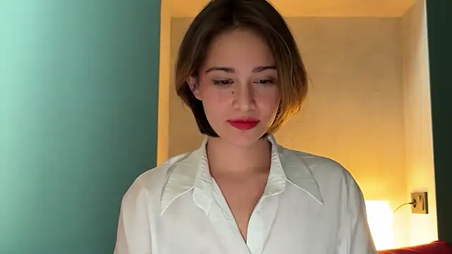 WillHannah online show from April 5, 2:36 pm