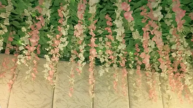 Rynka  online show from April 1, 4:02 am