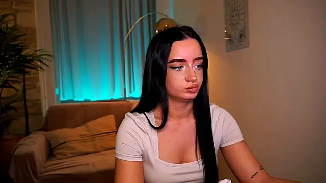  blackpearlll online show from April 16, 7:14 pm