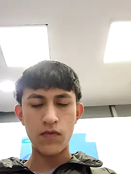 hoot booys  online show from December 15, 8:35 pm