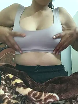 anaya00 online show from October 26, 1:33 am