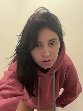 RollinGirl  online show from October 20, 3:34 pm