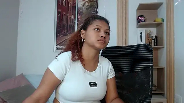Snapshot of miel_alisha chatting on May 30, 1:08 pm miel alisha online show from May 30, 1:08 pm