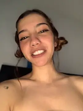 MiaaCute- online show from March 7, 11:35 pm