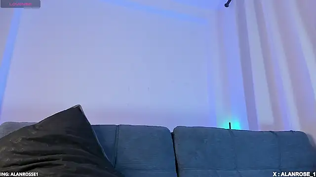 AlanRose01 online show from October 19, 5:02 pm