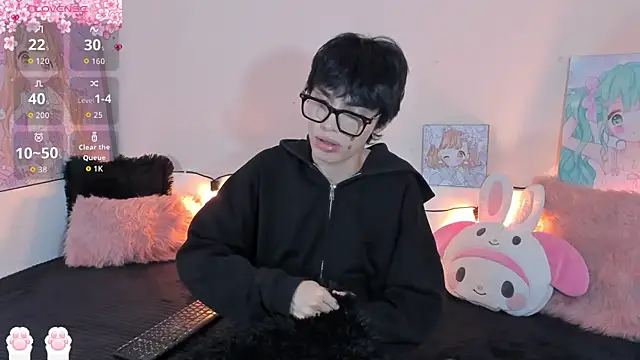 Strawberry Kitty  online show from January 10, 4:14 am