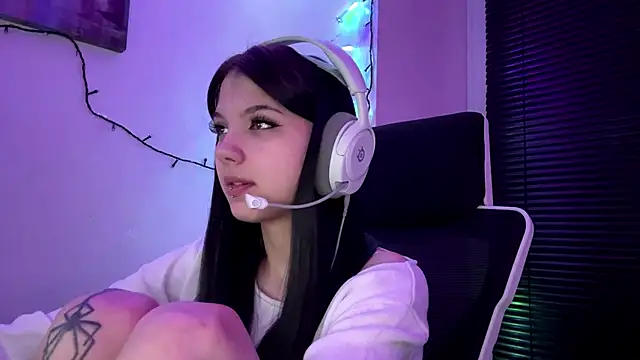 HanaMantanaDell online show from February 7, 2:32 pm