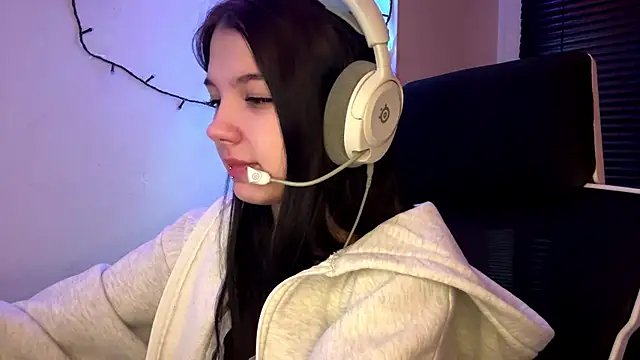 HanaMantanaDell online show from February 12, 3:07 pm