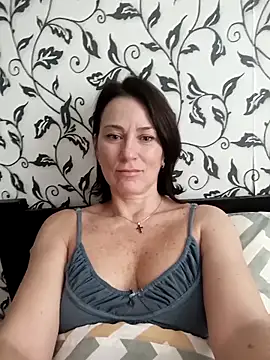 Luna 7777 online show from February 18, 12:45 pm