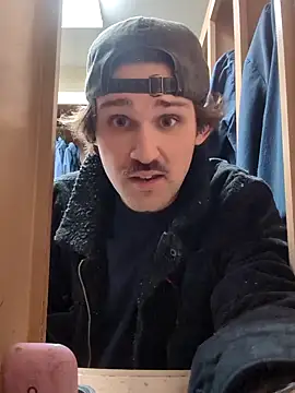 Snapshot of countrybannanaman chatting on February 3, 4:10 am countrybannanaman online show from February 3, 4:10 am