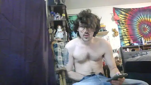 Snapshot of countrybannanaman chatting on March 2, 2:58 am countrybannanaman online show from March 2, 2:58 am