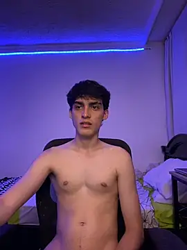 WarrenBlushfire online show from October 21, 6:03 am