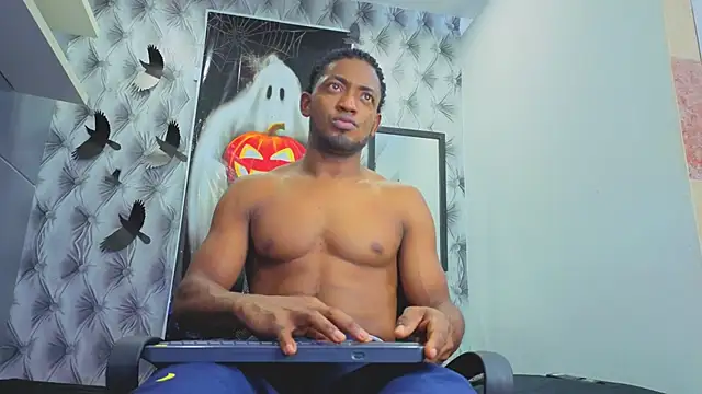 Snapshot of Stevenbrand chatting on October 25, 6:46 pm Stevenbrand online show from October 25, 6:46 pm