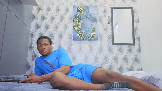 Snapshot of Stevenbrand chatting on November 18, 8:02 pm Stevenbrand online show from November 18, 8:02 pm