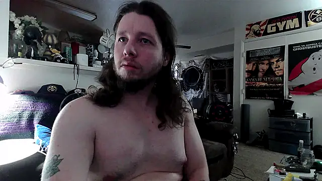 biggerisbetter12 online show from December 14, 5:29 pm