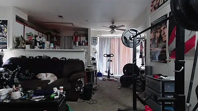 biggerisbetter12 online show from March 5, 3:41 pm