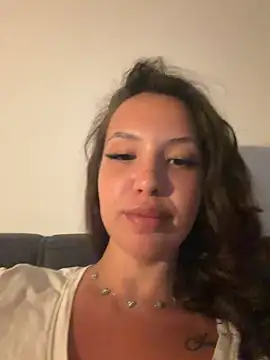 Snapshot of BiancaAva chatting on June 17, 8:21 pm BiancaAva online show from June 17, 8:21 pm