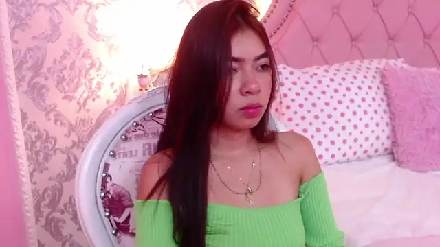 Snapshot of GabrielaSuarez chatting on October 26, 1:39 pm GabrielaSuarez online show from October 26, 1:39 pm