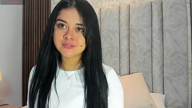 Snapshot of goddessfeetxx chatting on October 22, 1:00 pm goddessfeetxx online show from October 22, 1:00 pm