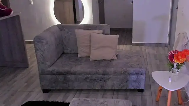 BritanyLnx online show from March 20, 11:20 pm