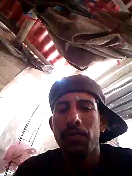 Snapshot of Orlao25cm chatting on October 20, 8:20 pm Orlao25cm online show from October 20, 8:20 pm