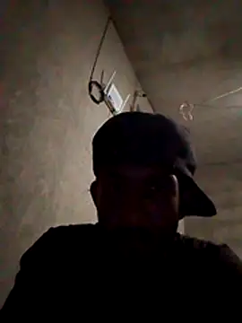 Snapshot of Orlao25cm chatting on November 8, 1:39 am Orlao25cm online show from November 8, 1:39 am