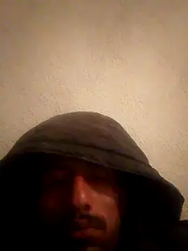 Snapshot of Orlao25cm chatting on November 27, 9:33 am Orlao25cm online show from November 27, 9:33 am