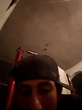 Snapshot of Orlao25cm chatting on December 3, 8:45 am Orlao25cm online show from December 3, 8:45 am