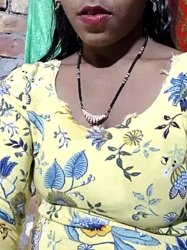 Itz Aisha   online show from March 13, 8:43 am