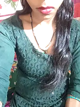 Itz Aisha   online show from March 17, 5:44 am