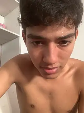 Alex king17 online show from May 4, 8:49 pm