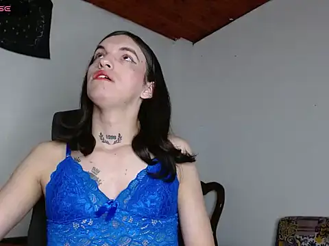 Snapshot of Scarlett_crastrawberry chatting on July 6, 2:03 pm Scarlett crastrawberry online show from July 6, 2:03 pm
