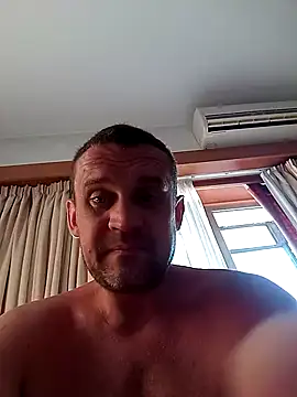 Snapshot of PeteR1987- chatting on July 28, 5:45 pm PeteR1987- online show from July 28, 5:45 pm