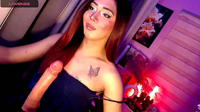 Snapshot of Katesy12 chatting on July 5, 8:05 pm Katesy12 online show from July 5, 8:05 pm