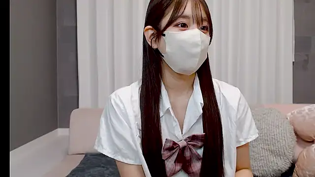 LOVE MIREI LOVE online show from February 21, 11:11 am