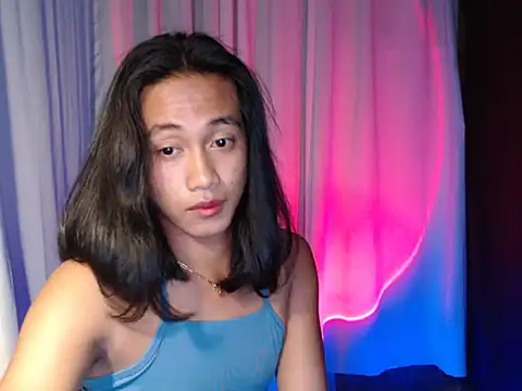 taylaxuxu online show from April 11, 4:17 am