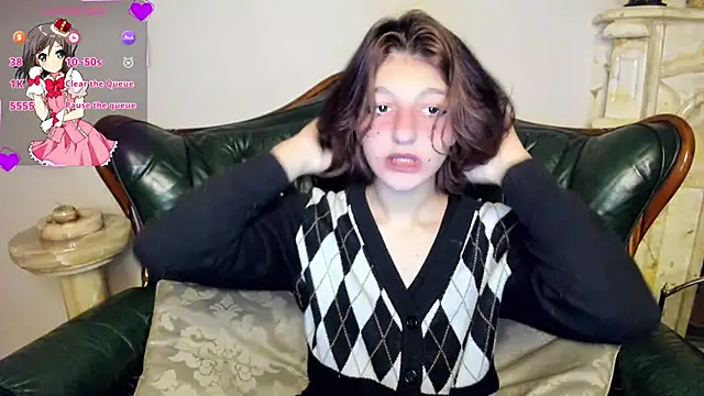 Snapshot of A_Skyy chatting on November 13, 8:30 pm A Skyy online show from November 13, 8:30 pm