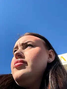 KiraSunshine online show from October 20, 4:57 am