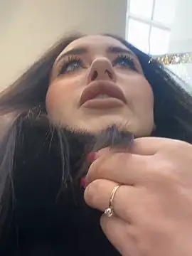 KiraSunshine online show from December 19, 4:19 am