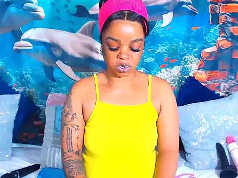 Cherrybootyjoy online show from November 14, 5:50 am