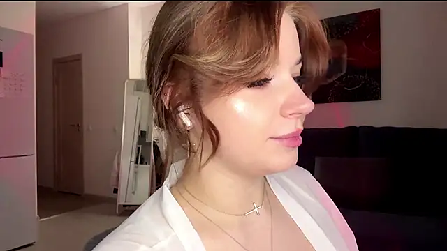 Snapshot of Babymoney_2007 chatting on December 15, 8:13 pm Babymoney 2007 online show from December 15, 8:13 pm