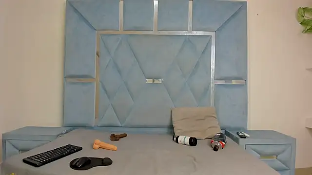 valentinaasm online show from April 11, 12:53 pm