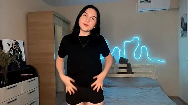 MyraLitterers online show from April 4, 4:15 pm