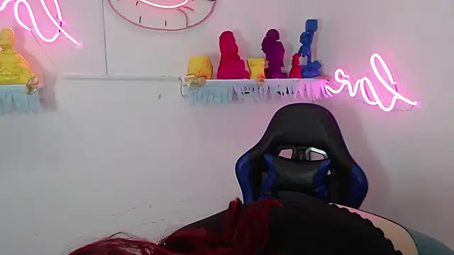 Snapshot of littlee_red chatting on November 29, 8:12 pm littlee red online show from November 29, 8:12 pm