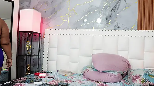 matureahomegirl online show from June 16, 8:39 am