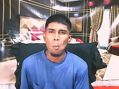 IndianThuggin online show from June 17, 5:25 pm