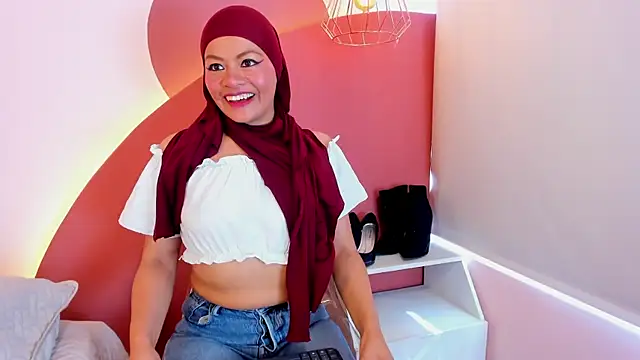 SophiaBeckerr online show from December 4, 7:33 pm