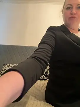 Amelia-Diamond online show from November 24, 11:43 am